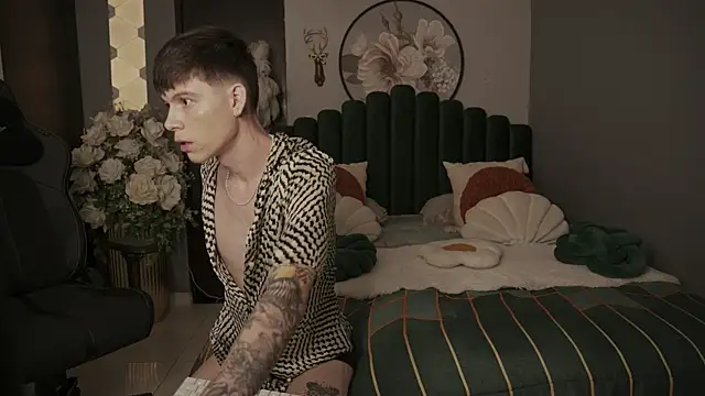 Snapshot of IsmaelRichardson chatting on 03-23-25, 01:31 IsmaelRichardson online show from 03-23-25, 01:31