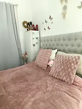 lolavalecuatro online show from 03-29-26, 02:06