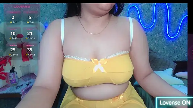 Snapshot of Kriti_02 chatting on 02-19-26, 05:58 Kriti 02 online show from 02-19-26, 05:58