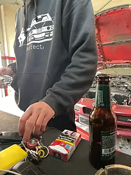 Snapshot of donnuozfutura chatting on 02-28-25, 10:30 donnuozfutura online show from 02-28-25, 10:30