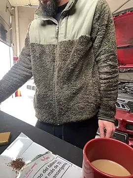 Snapshot of donnuozfutura chatting on 03-11-25, 09:56 donnuozfutura online show from 03-11-25, 09:56