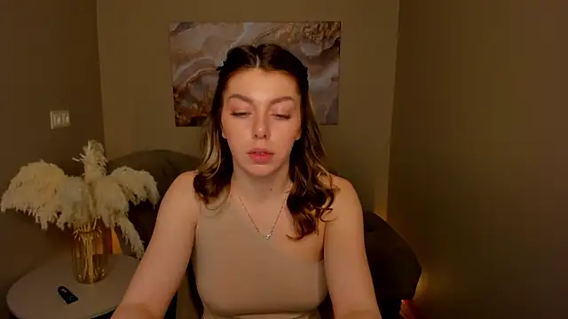 MollyMeltorr online show from 02-02-26, 04:33