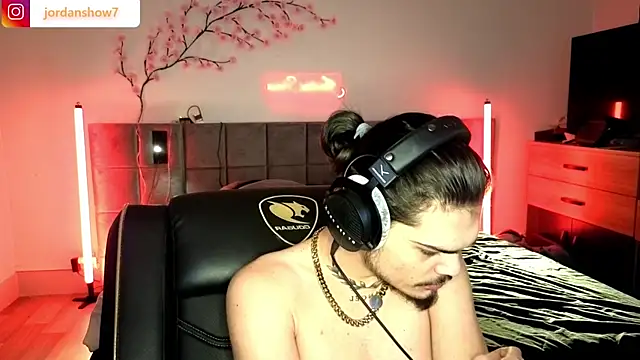 JordanShow online show from 02-12-26, 03:51