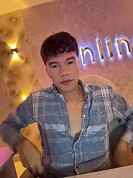 Logan smith1 online show from 01-06-26, 06:28