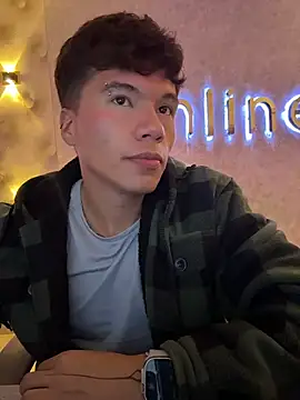 Logan smith1 online show from 02-04-26, 07:14