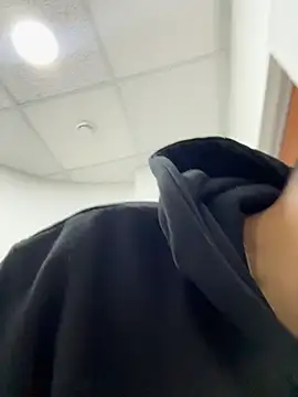 Logan smith1 online show from 03-25-26, 03:07