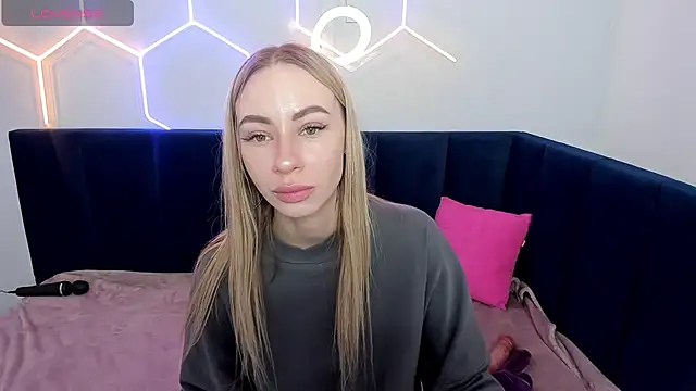 Diana Garrett online show from 02-13-25, 08:48