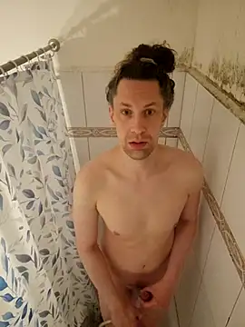 Snapshot of Josephine_LIVE chatting on 04-01-26, 04:35 Josephine LIVE online show from 04-01-26, 04:35