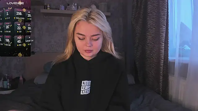 purebeautie13 online show from 01-30-25, 12:06