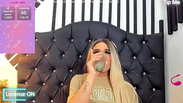 AllisonsweetZ online show from 12-26-24, 08:11