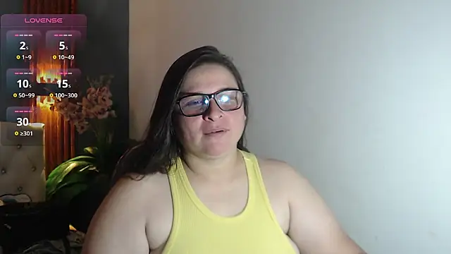 Snapshot of katty_femdom chatting on 02-21-26, 01:12 katty femdom online show from 02-21-26, 01:12