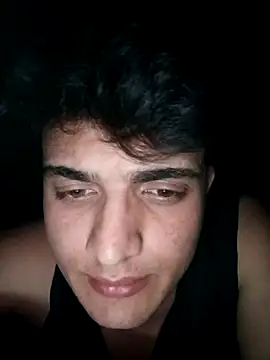 Snapshot of boy_3835 chatting on 03-13-25, 03:11 boy 3835 online show from 03-13-25, 03:11