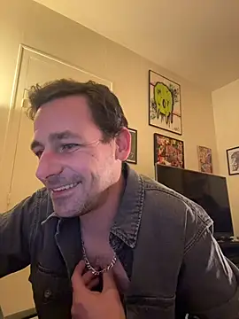 defbond420 online show from 11-17-25, 09:09