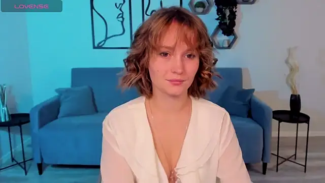 BritnieCute online show from 11-04-25, 05:06