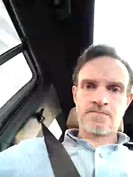 Snapshot of big8dall chatting on 04-19-26, 12:33 big8dall online show from 04-19-26, 12:33