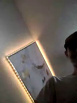 Snapshot of big8dall chatting on 05-11-26, 04:15 big8dall online show from 05-11-26, 04:15