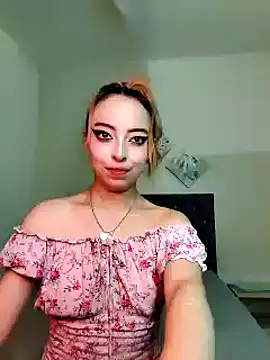 Snapshot of Yennastone chatting on 02-07-25, 12:09 Yennastone online show from 02-07-25, 12:09