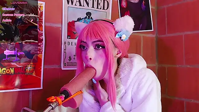 Snapshot of Yennastone chatting on 10-24-25, 05:48 Yennastone online show from 10-24-25, 05:48