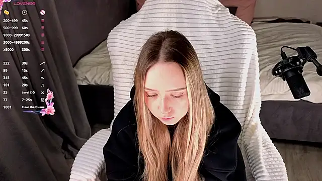 HollisBeckett online show from 02-20-26, 03:03