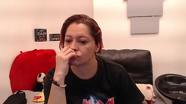 Snapshot of eva_twiss chatting on 04-29-26, 11:58 eva twiss online show from 04-29-26, 11:58