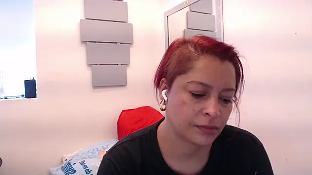 Snapshot of eva_twiss chatting on 07-18-26, 01:37 eva twiss online show from 07-18-26, 01:37