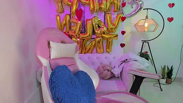 Zafiro t18 online show from 02-16-25, 12:32