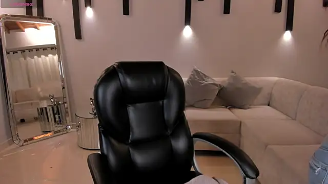 ChloePreston  online show from 01-20-25, 10:51