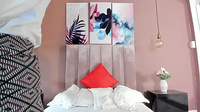 BellaClaiir online show from 02-22-25, 05:02