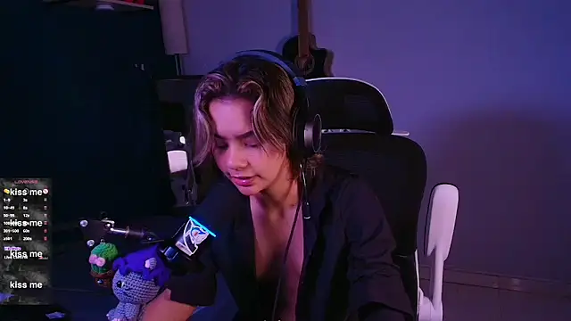 marlena3312 online show from 03-29-26, 02:06