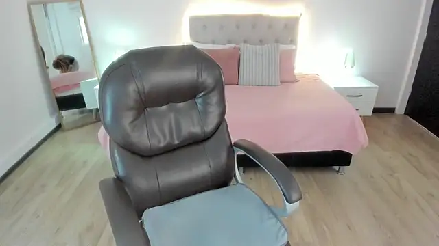 Tamy edwards online show from 03-06-26, 12:12