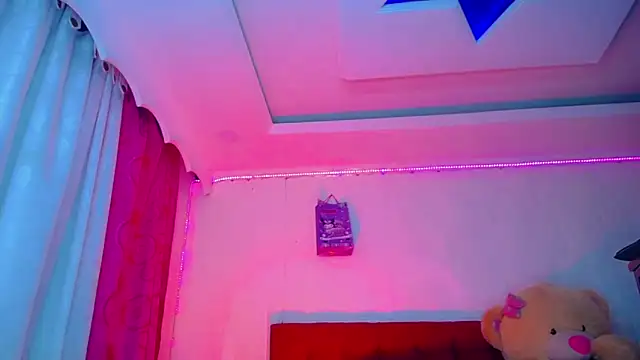 NahomiCamper online show from 03-31-26, 10:21