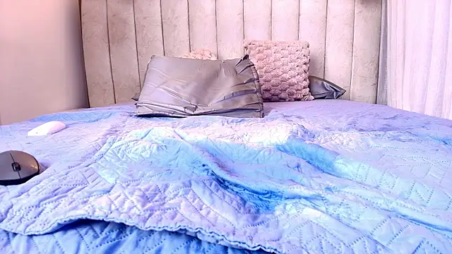 Snapshot of kata_hazel chatting on 05-27-26, 01:57 kata hazel online show from 05-27-26, 01:57