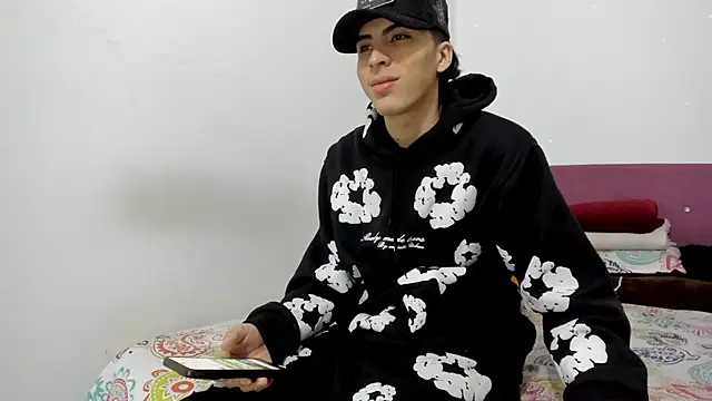 HeellBoy  online show from 02-27-26, 08:25