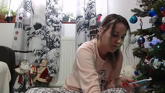 Snapshot of SweetMaddy888 chatting on 12-26-24, 11:10 SweetMaddy888 online show from 12-26-24, 11:10