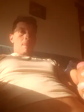 gigolopez1 online show from 01-21-25, 12:29