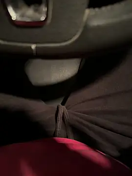 Snapshot of rundum40 chatting on 01-03-25, 06:03 rundum40 online show from 01-03-25, 06:03