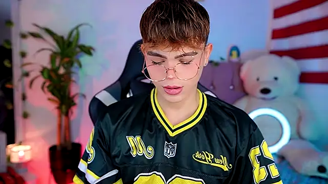 PRINCE STEV online show from 11-17-25, 08:03