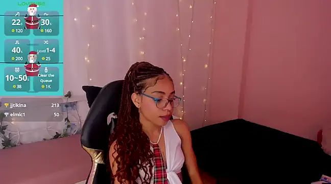 Snapshot of Abigail_Wilson_ chatting on 01-13-25, 11:17 Abigail Wilson online show from 01-13-25, 11:17