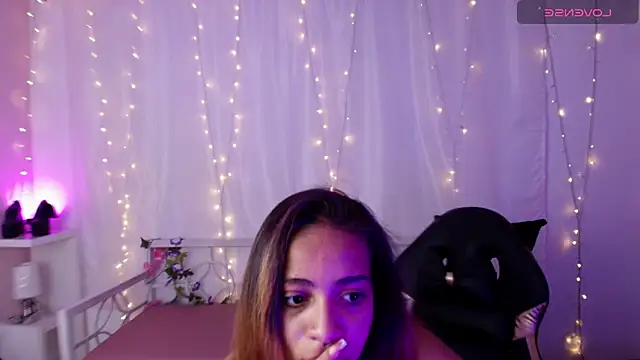 Snapshot of Abigail_Wilson_ chatting on 02-01-25, 08:05 Abigail Wilson online show from 02-01-25, 08:05