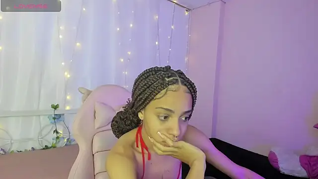 Snapshot of Abigail_Wilson_ chatting on 02-12-25, 08:40 Abigail Wilson online show from 02-12-25, 08:40