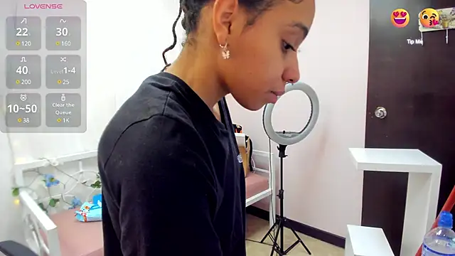 Snapshot of Abigail_Wilson_ chatting on 03-15-25, 11:39 Abigail Wilson online show from 03-15-25, 11:39