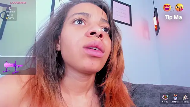 Snapshot of Abigail_Wilson_ chatting on 03-19-25, 11:57 Abigail Wilson online show from 03-19-25, 11:57