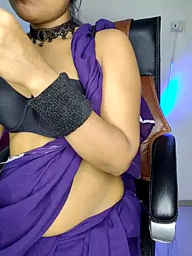 Snapshot of Black-Pearll chatting on 02-26-25, 02:57 Black-Pearll online show from 02-26-25, 02:57