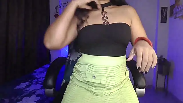 Snapshot of Black-Pearll chatting on 05-20-26, 03:56 Black-Pearll online show from 05-20-26, 03:56