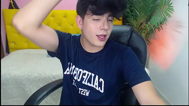 nolan twink1 online show from 01-22-25, 05:38