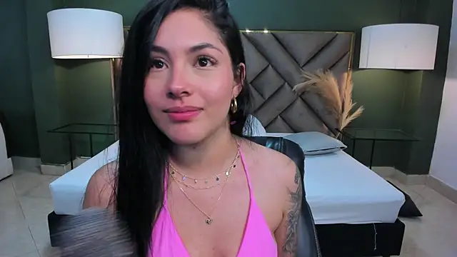 Mia Elowen online show from 02-09-25, 03:43