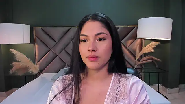 Mia Elowen online show from 03-18-25, 08:37