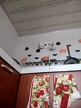 LaurenWelly  online show from 10-30-25, 09:48