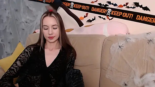 AmbrielHailey online show from 11-01-25, 10:28