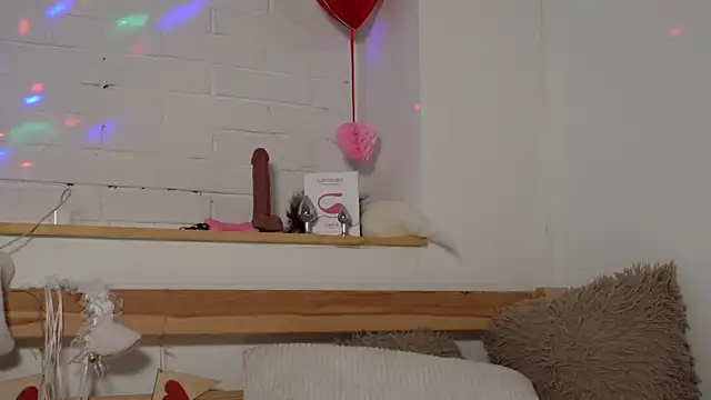 MonicaAsis online show from 12-17-24, 10:11